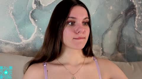 Chloe for Fan BlackHole online show from April 12, 2026, 5:18 pm