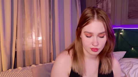 Snapshot of lori_mason chatting on December 5, 2024, 8:33 pm Lori online show from December 5, 2024, 8:33 pm