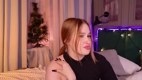 Snapshot of lori_mason chatting on December 23, 2024, 1:40 am Lori online show from December 23, 2024, 1:40 am