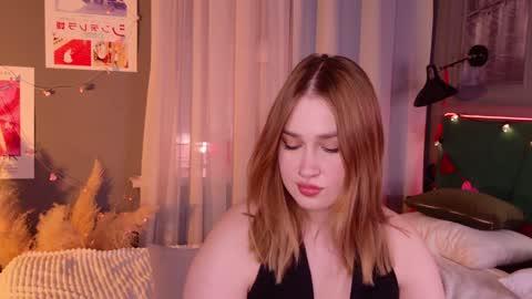 Snapshot of lori_mason chatting on February 6, 2025, 8:45 pm Lori online show from February 6, 2025, 8:45 pm