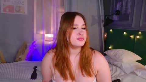 Snapshot of lori_mason chatting on October 11, 2025, 7:01 pm Lori online show from October 11, 2025, 7:01 pm