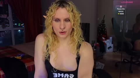 Lori -----------------------------------    online show from January 30, 2025, 3:08 pm