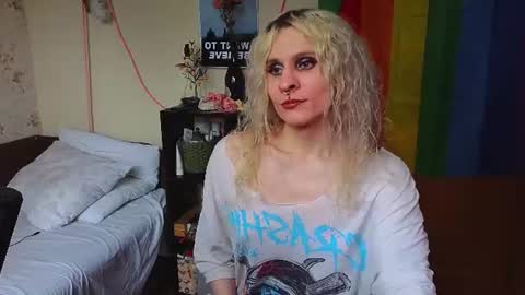 Snapshot of lori_myaf chatting on June 13, 2026, 2:26 pm Lori ----------------------------------- online show from June 13, 2026, 2:26 pm