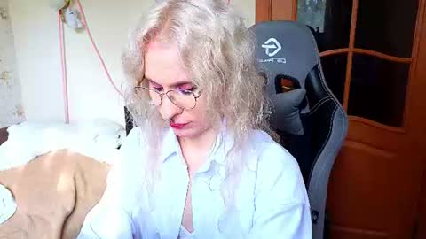 Snapshot of lori_myaf chatting on July 22, 2026, 1:58 pm Lori ----------------------------------- online show from July 22, 2026, 1:58 pm