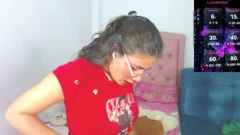 Snapshot of lorraine_rosse chatting on September 9, 2025, 6:24 am lorraine online show from September 9, 2025, 6:24 am