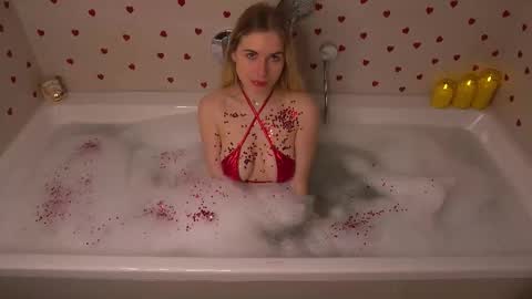 Lorrie online show from February 14, 2026, 10:23 am