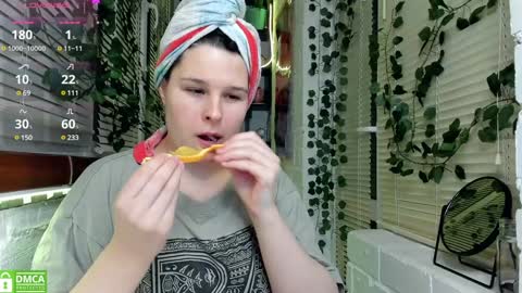 Snapshot of lost_charming chatting on December 11, 2024, 4:42 pm Alisa My darlings online show from December 11, 2024, 4:42 pm