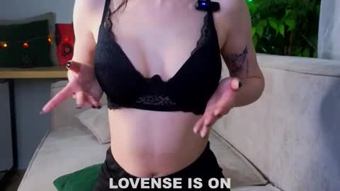 Jess online show from March 8, 2026, 2:21 pm