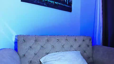 Lot online show from June 12, 2026, 9:25 pm
