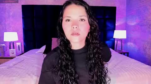 Snapshot of lotti_carter chatting on February 12, 2025, 3:18 am Lotti online show from February 12, 2025, 3:18 am