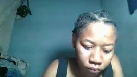 louane98 online show from March 27, 2026, 7:02 pm