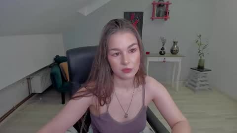 louannahart online show from February 3, 2026, 5:27 am