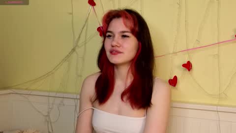 Snapshot of louannbisignano chatting on November 3, 2025, 7:15 pm Riley online show from November 3, 2025, 7:15 pm