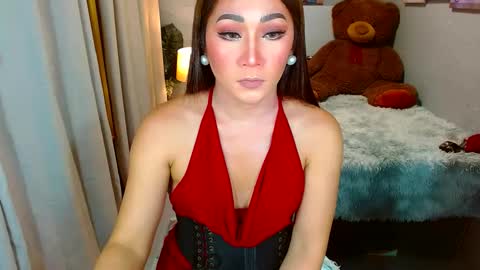 Snapshot of louie_sexy chatting on December 18, 2024, 12:07 pm Cathy online show from December 18, 2024, 12:07 pm