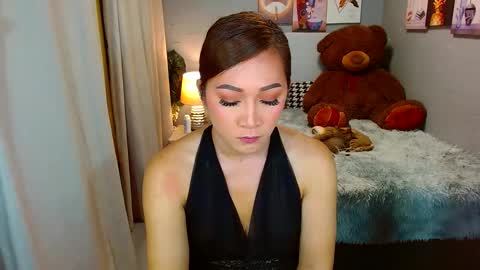 Snapshot of louie_sexy chatting on December 23, 2024, 2:17 pm Cathy online show from December 23, 2024, 2:17 pm