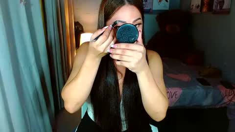 Snapshot of louie_sexy chatting on December 30, 2024, 4:51 pm Cathy online show from December 30, 2024, 4:51 pm