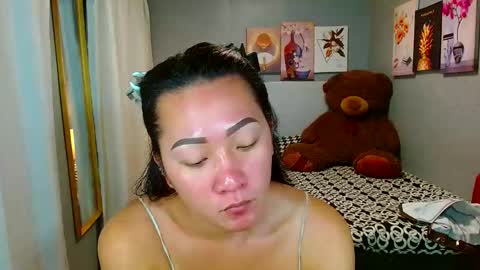 Snapshot of louie_sexy chatting on January 27, 2025, 7:45 am Cathy online show from January 27, 2025, 7:45 am