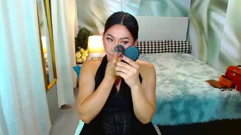 Snapshot of louie_sexy chatting on February 8, 2025, 10:39 am Cathy online show from February 8, 2025, 10:39 am