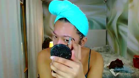 Snapshot of louie_sexy chatting on February 21, 2025, 8:07 am Cathy online show from February 21, 2025, 8:07 am