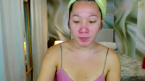 Snapshot of louie_sexy chatting on February 24, 2025, 7:22 am Cathy online show from February 24, 2025, 7:22 am