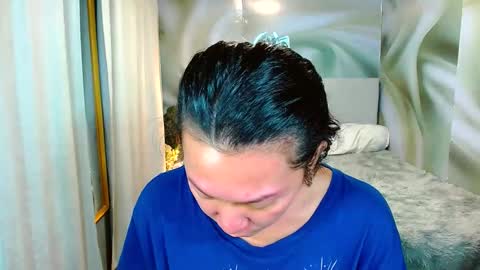 Snapshot of louie_sexy chatting on February 28, 2025, 12:42 pm Cathy online show from February 28, 2025, 12:42 pm