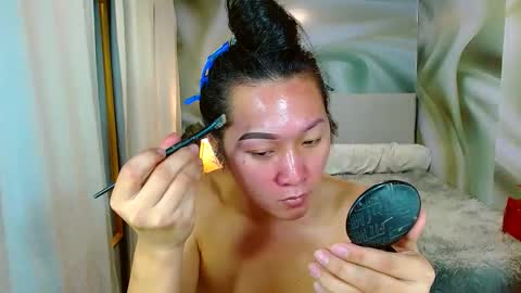 Snapshot of louie_sexy chatting on March 1, 2025, 7:08 am Cathy online show from March 1, 2025, 7:08 am