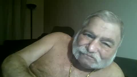 Snapshot of louis_chokdee chatting on December 15, 2024, 4:15 pm louis_chokdee online show from December 15, 2024, 4:15 pm