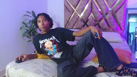 Louis Valdz online show from January 6, 2025, 10:15 pm