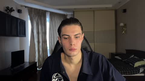 Mark online show from December 20, 2024, 4:53 am