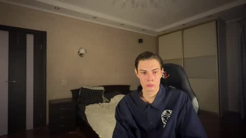 Mark online show from February 21, 2025, 11:54 pm