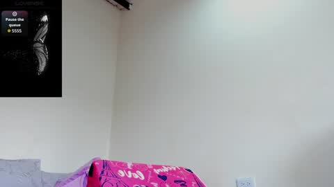 Snapshot of louise_22cm chatting on July 13, 2026, 1:03 pm Mi lu online show from July 13, 2026, 1:03 pm