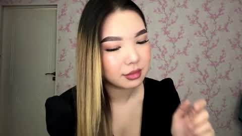 Loulse online show from March 26, 2026, 6:08 am