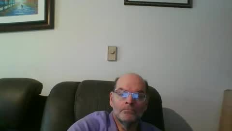 louism13 online show from December 29, 2024, 5:22 pm