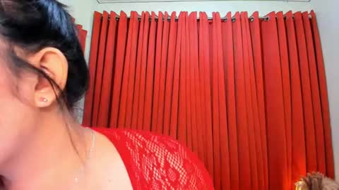 Louisse online show from July 16, 2026, 8:37 pm