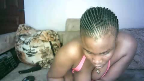 Cynthia. A online show from October 5, 2025, 10:07 pm