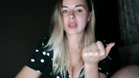 Snapshot of love_dom_meg chatting on November 1, 2025, 9:50 pm Megane online show from November 1, 2025, 9:50 pm