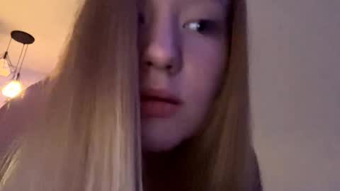 Snapshot of love_haven chatting on December 3, 2025, 5:11 pm Megan online show from December 3, 2025, 5:11 pm