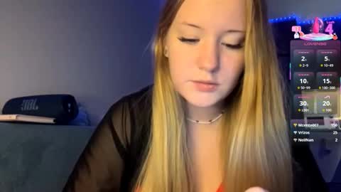 Snapshot of love_haven chatting on January 5, 2026, 5:27 pm Megan online show from January 5, 2026, 5:27 pm