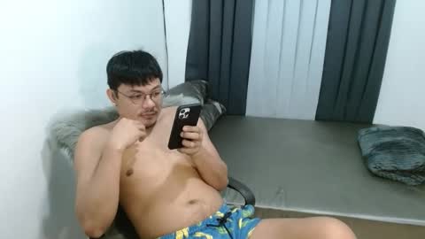 Snapshot of love_hottieh chatting on November 14, 2025, 4:55 am love_hottieh online show from November 14, 2025, 4:55 am