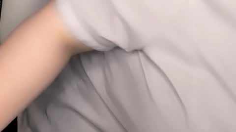 Snapshot of love_insidee chatting on November 1, 2025, 7:43 am Sailor online show from November 1, 2025, 7:43 am