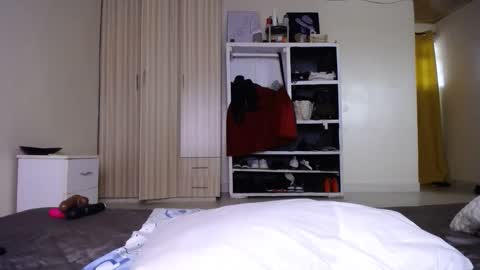 Snapshot of love_niahh chatting on November 30, 2025, 12:53 pm niahh online show from November 30, 2025, 12:53 pm