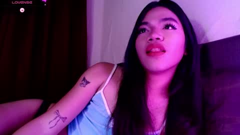 Snapshot of love_seren chatting on October 3, 2025, 10:56 am Seren online show from October 3, 2025, 10:56 am