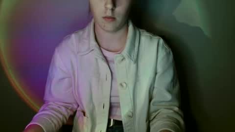 Vivian online show from February 12, 2026, 1:50 pm