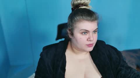 Snapshot of love_wiggy18 chatting on February 18, 2026, 7:48 am Ally online show from February 18, 2026, 7:48 am