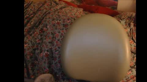 Ashley and Leon online show from March 22, 2026, 2:04 am