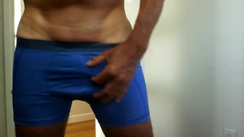 lovehairyone online show from May 11, 2026, 9:12 pm