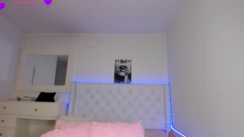 Val online show from October 30, 2025, 1:29 am