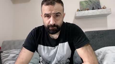 Snapshot of loveivat80 chatting on December 16, 2024, 7:04 am loveivat80 online show from December 16, 2024, 7:04 am