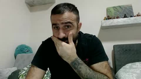 Snapshot of loveivat80 chatting on December 21, 2024, 4:52 am loveivat80 online show from December 21, 2024, 4:52 am