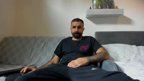 Snapshot of loveivat80 chatting on September 30, 2025, 5:34 am loveivat80 online show from September 30, 2025, 5:34 am